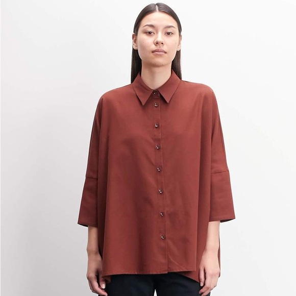 Roucha Tay Button Up, AA - Picture 1 of 7